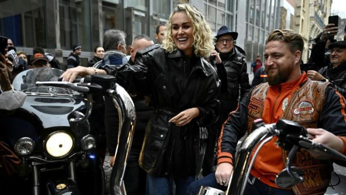 Veste en deals cuir johnny hallyday